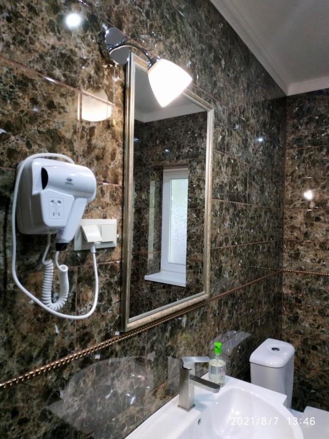 Nestg Guest House Pilipets Luaran gambar