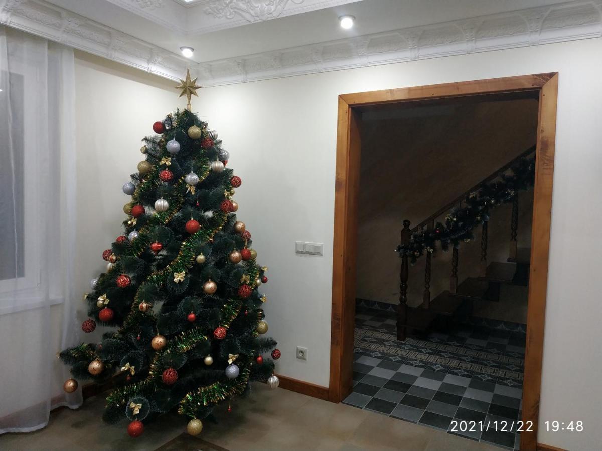 Nestg Guest House Pilipets Luaran gambar