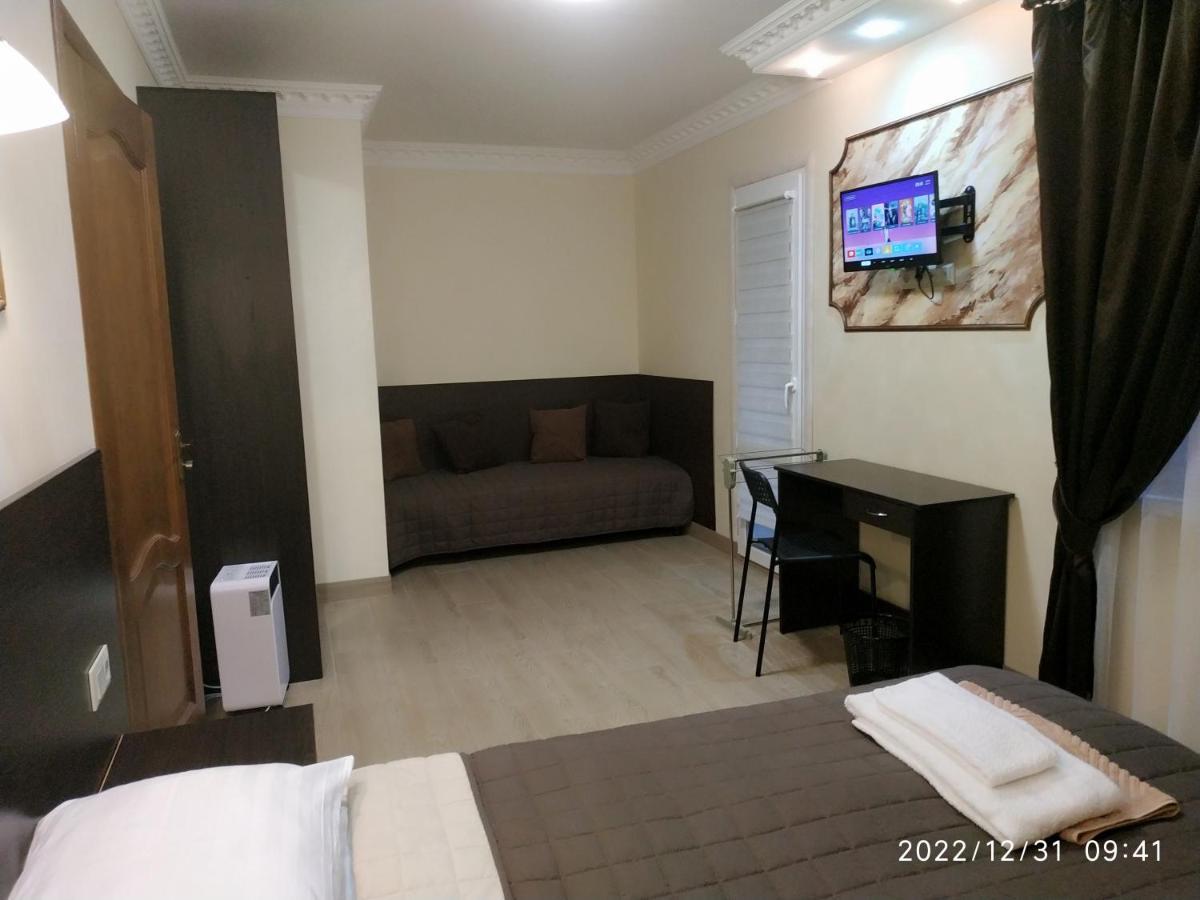 Nestg Guest House Pilipets Luaran gambar